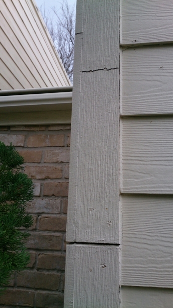 Hardie Siding Cracked from Texas Home Movement